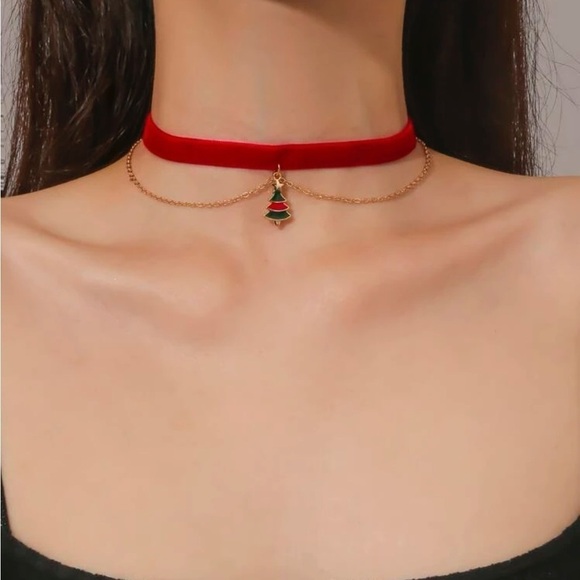 Red Velvet Christmas Tree Charm Silver Necklace - Picture 6 of 12